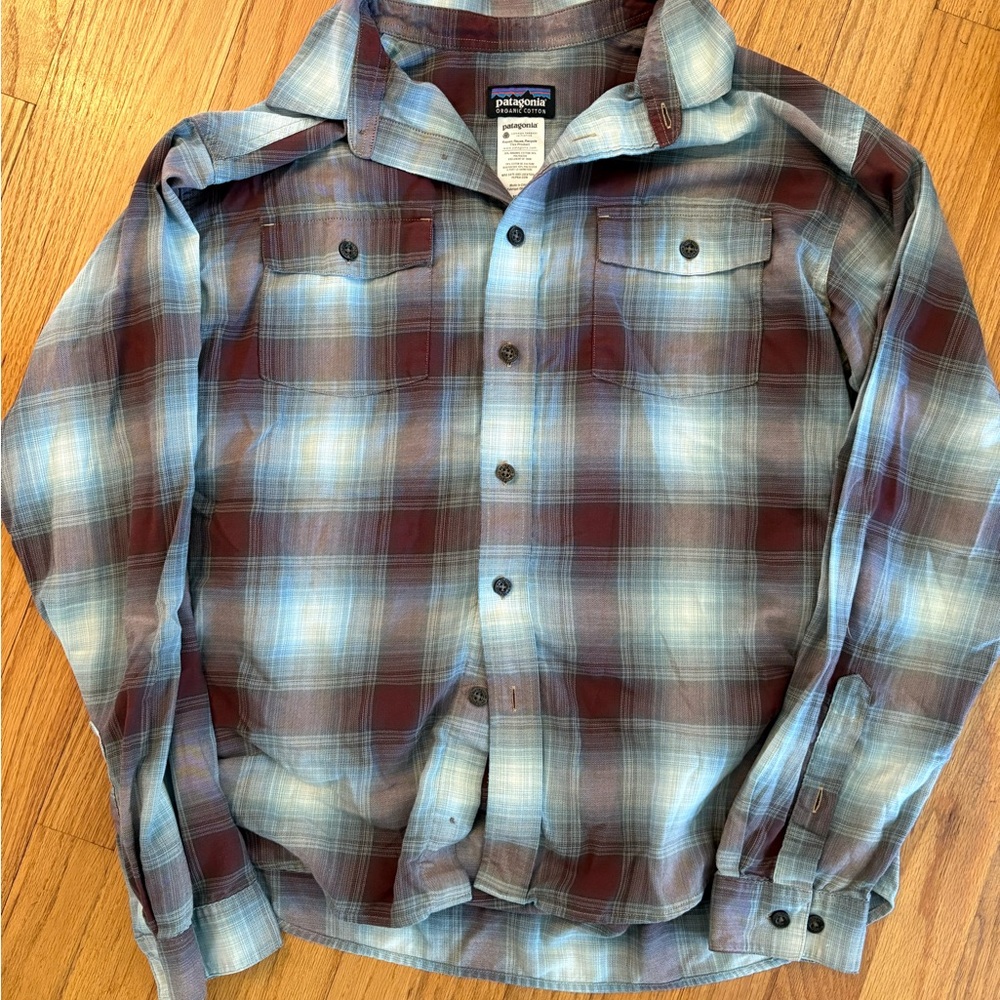Patagonia Blue/Burgundy Cotton Blend Shirt- men’s medium